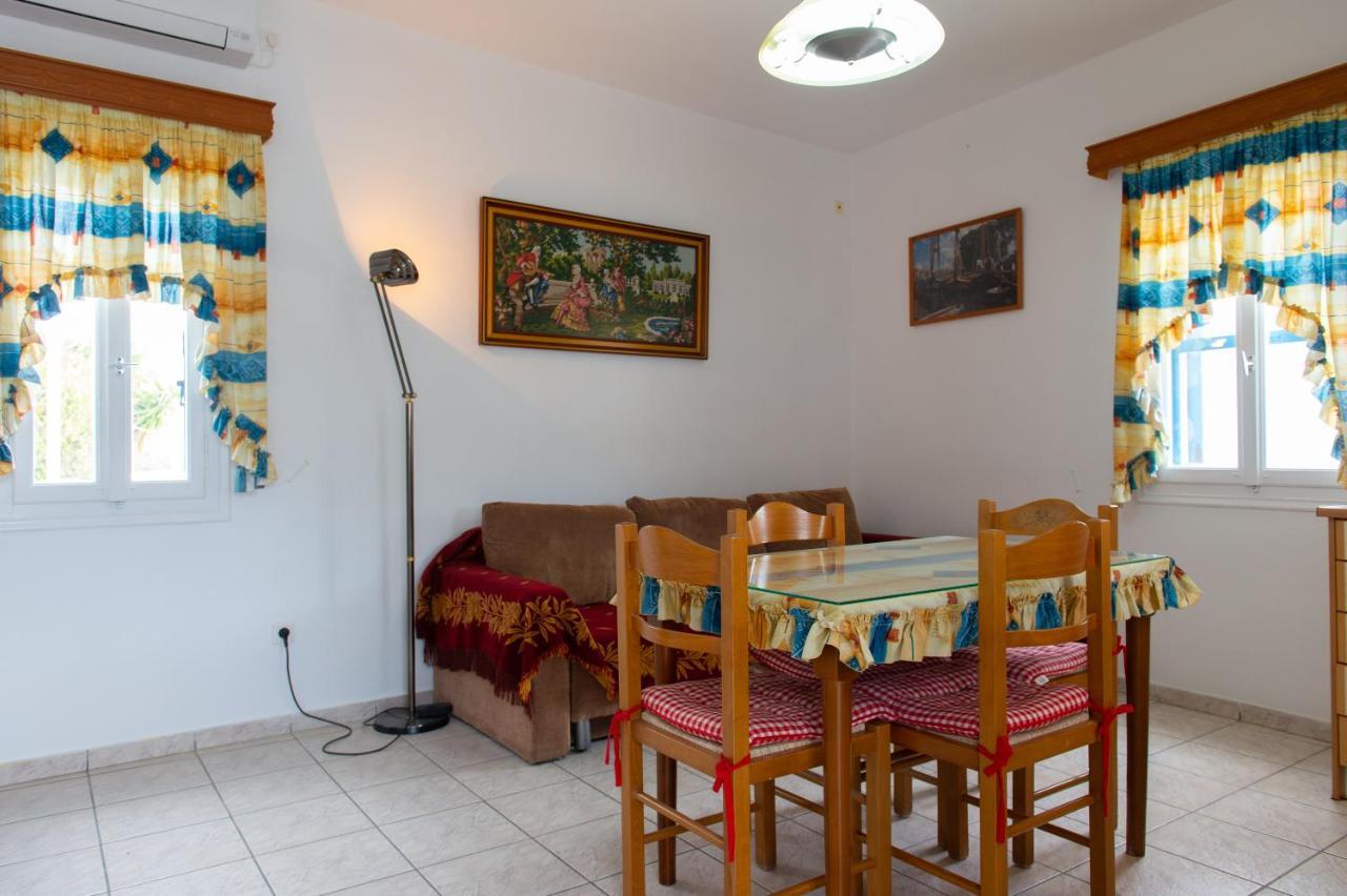 Aphrodite Holiday Home Artemonas Exteriör bild
