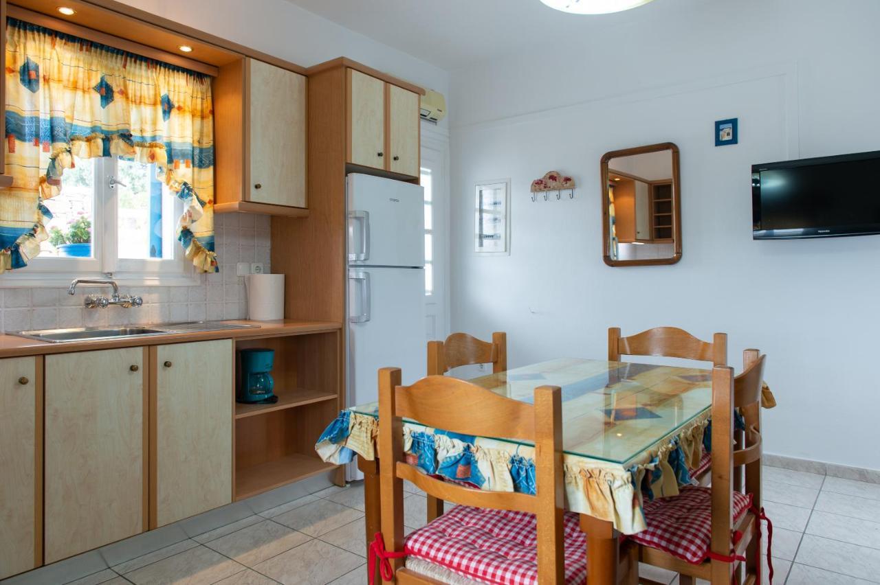 Aphrodite Holiday Home Artemonas Exteriör bild